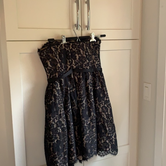 Gorgeous strapless number from Robert Rodrigues - Picture 2 of 4